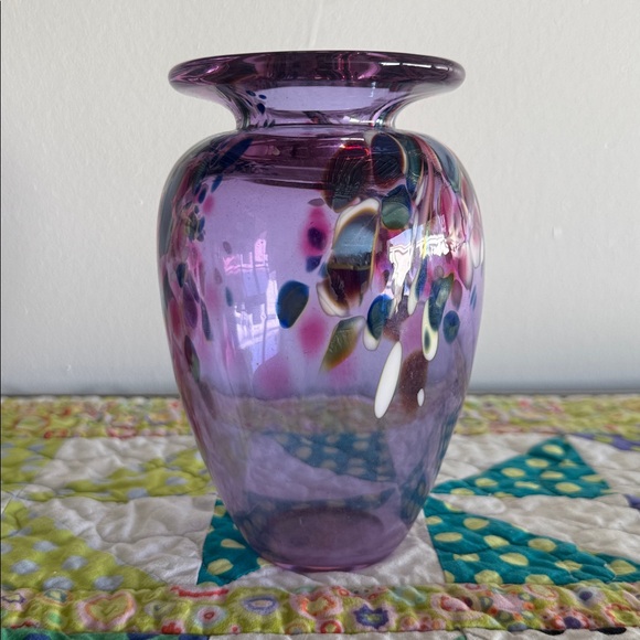 Maytum Studio Art Glass Vase Purple Multicolored Signed 1992, 6" Tall - Picture 2 of 5